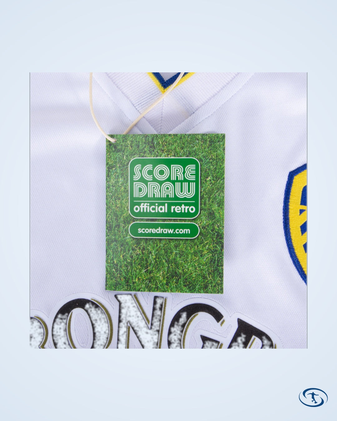 Score Draw Leeds United Retro Home Shirt 2000-2002 Fan Version (Retro Flex Printing)