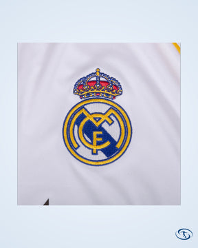 Real Madrid Home KIDS Mbappé 10 Shirt 2025-2026 (Cup Style Printing) - Kids