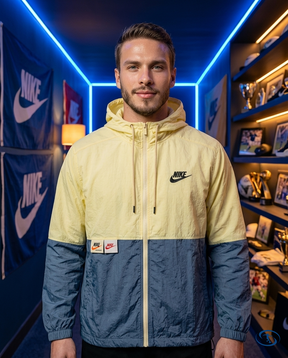 Nike Men's - Blue e Bege Windbreaker - Front View | Sant Sport