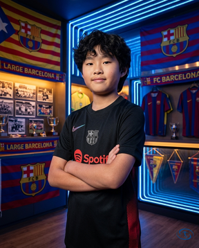 Conjunto Infantil Barcelona Away 24/25 Nike - Preto - Side View | Sant Sport