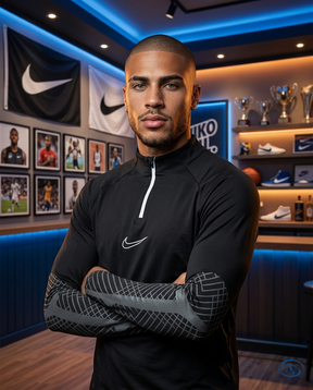 Tech Fleece Nike - Black & Grey Kit - Side View | Sant Sport
