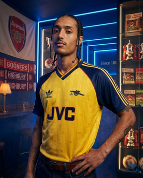 Camisa Arsenal Away Retrô 88/89 Torcedor Adidas Masculina - Amarelo - Side View | Sant Sport