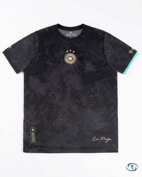 Lionel Messi "GOAT" Jersey Special Edition Comma Football - Packshot | Sant Sport