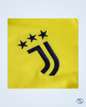 Juventus Home GK Shirt 2020-2021 - Men's
