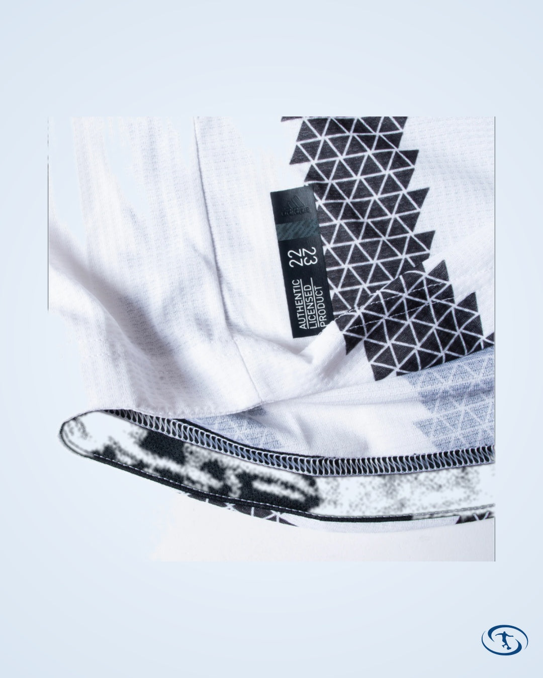 Juventus Home Authentic Shirt 2022-2023 - Men's