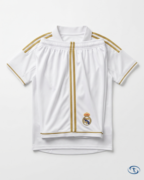 Real Madrid Shorts Retro 2011/12 - Packshot | Sant Sport